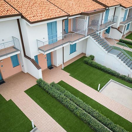 Icaro Residence Apartments With A Beautiful Pool Sant'Agata di Militello Luaran gambar