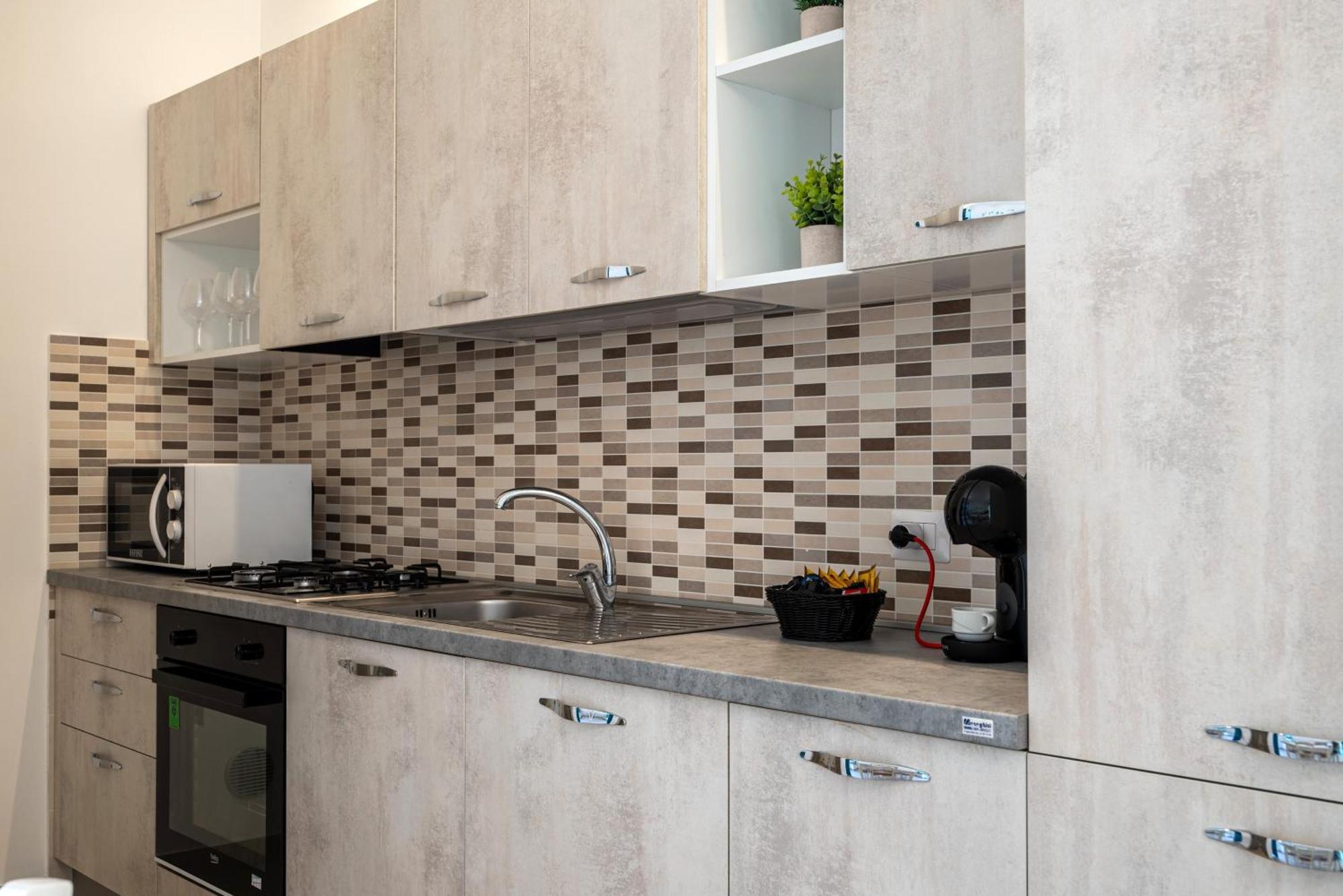 Icaro Residence Apartments With A Beautiful Pool Sant'Agata di Militello Luaran gambar